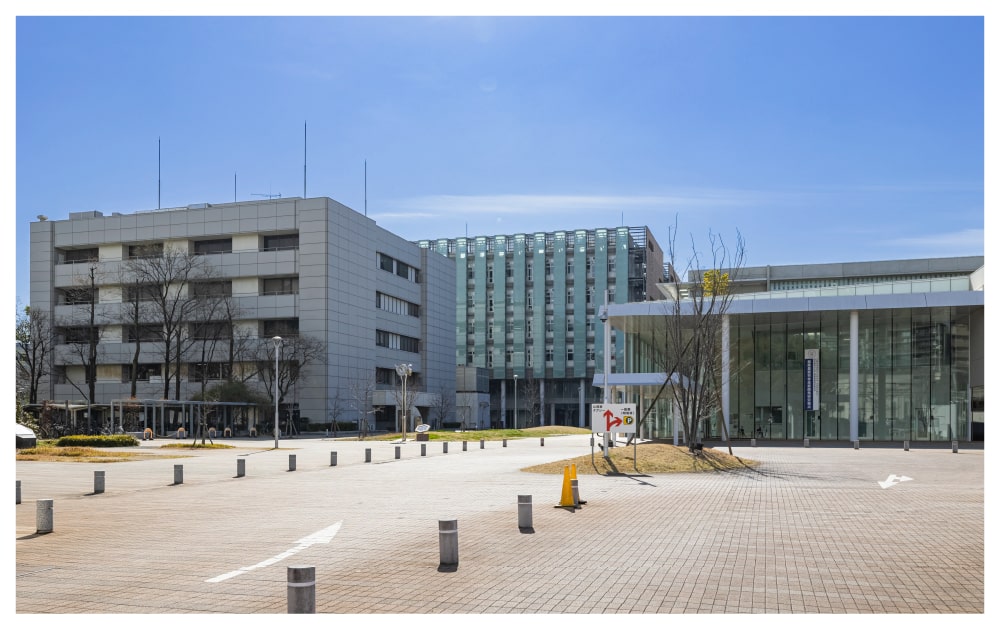 名古屋市立大学田辺通キャンパス 徒歩0分(約00m)